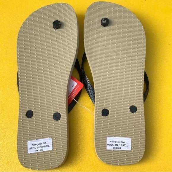 Havaianas X La Casa de Papel Flip Flops Sandals Money Heist size 13M NWT RARE - Picture 5 of 5